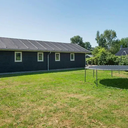 Casa de Férias Holiday Home Sjolund *
